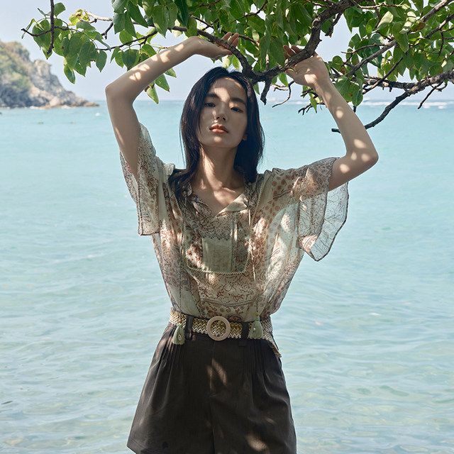 PIT new Chinese style Chinese style half-high round neck petal sleeve floral shirt for women 2025 summer thin breathable shirt top
