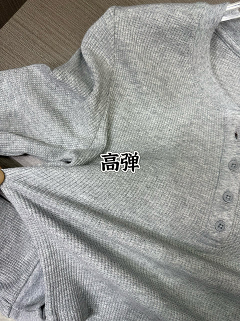 
Original women's clothing 2025 spring new round neck long-sleeved bottoming shirt women's button slim top