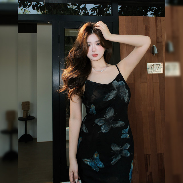 PSG slightly fat large size 2025 summer new retro butterfly socialite style sexy slim suspender dress