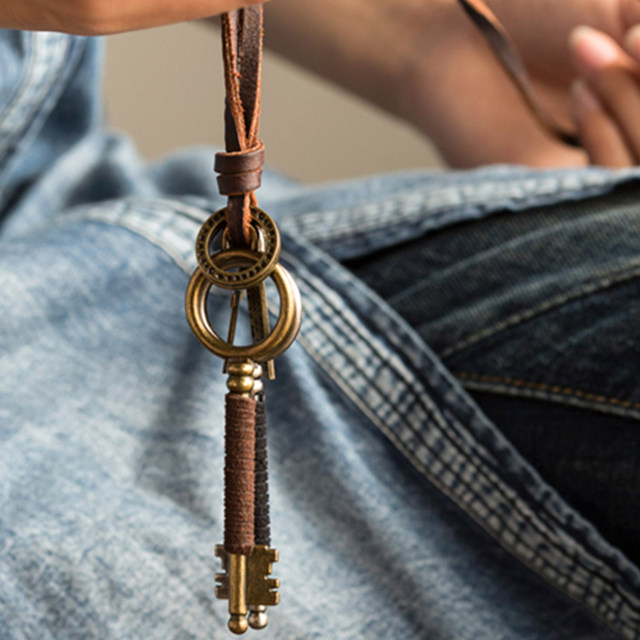 DIY jewelry coffee coffee turbine leather flat leather rope vegetable tannion leather flat leather rope wrapped knife handle around the rope
