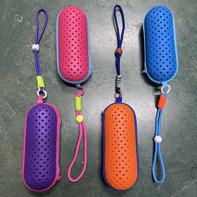 Swimming goggle box, swimming goggle storage box, EVA hollow breathable hole, round hole swimming goggle box, swimming equipment mirror box