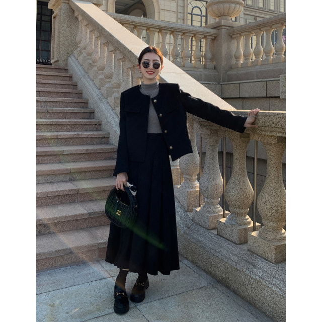 MULVAN black high-waisted suit skirt for women with high-end slim a-line pleated skirt temperament long skirt umbrella skirt