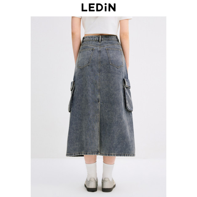 Lechang Gongguang denim skirt autumn new irregular pocket pockets A long skirt retro water washing skirt