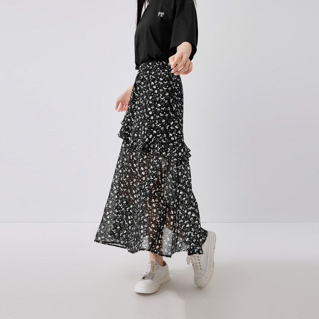 Qiushui Yiren temperament floral chiffon long skirt 2025 summer new women's high waist slit loose a-line skirt