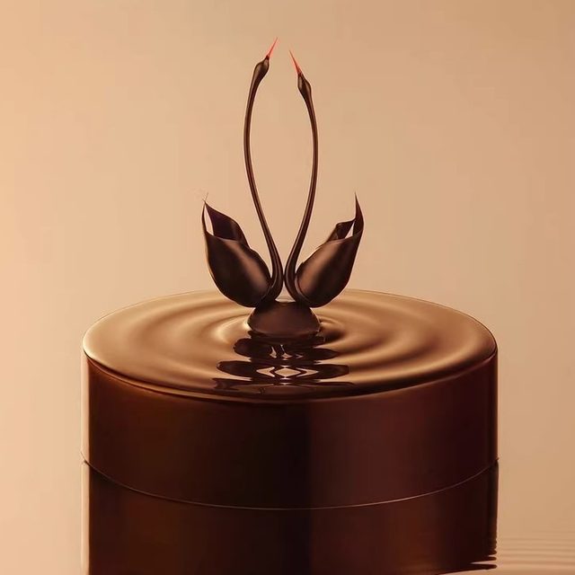 Black Swan Birthday Cake Intra-city Delivery Beijing, Shanghai, Tianjin, Chengdu, Shenyang, Harbin Chocolate