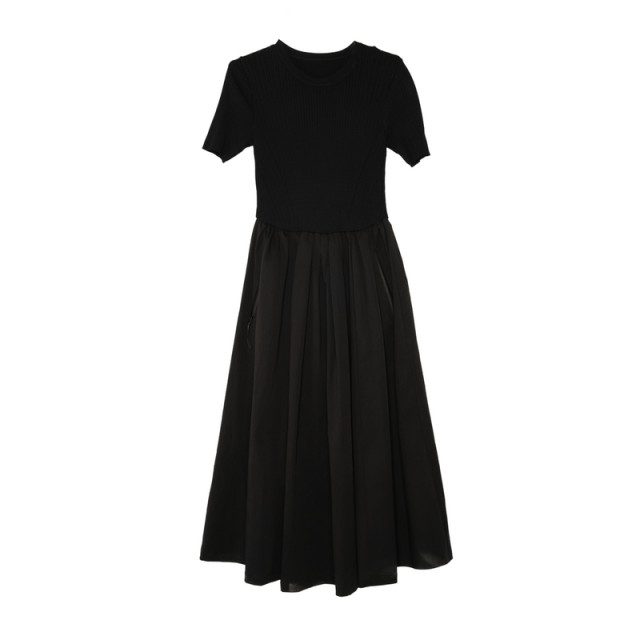 Answer to the mystery black dress 2025 spring new product elegant slim knitted long skirt short sleeves 251MZ0400
