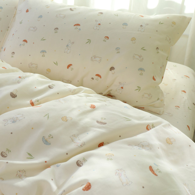 Bunny picking mushrooms, mother and baby, type A double layer gauze, four seasons cute pillow case, cotton pure cotton pillow case, pair of package