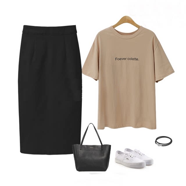 Solid color black Roman cloth straight pencil wraps hips and has a mid-length skirt that makes women look slim and versatile spring and summer