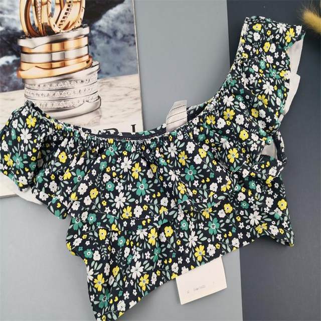 Children's clothing girl swimsuit 2020 spring and summer new floral lotus leaf edge triangle split body jacket children's bikini
