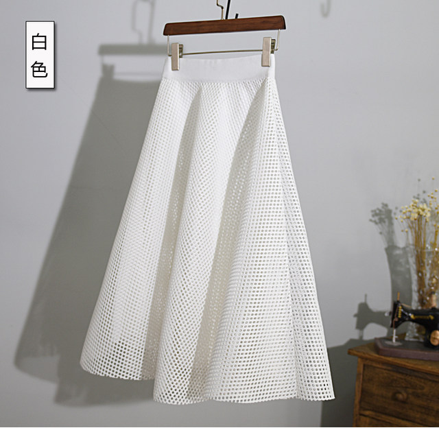 2022 spring and summer women's clothing European station new style grid retro high waist fluffy skirt mid skirt A-line large skirt
