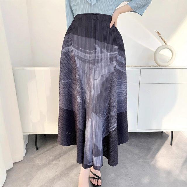 Women's summer 2025 new printed pleated large hem skirt irregular skirt comfortable casual loose large size
