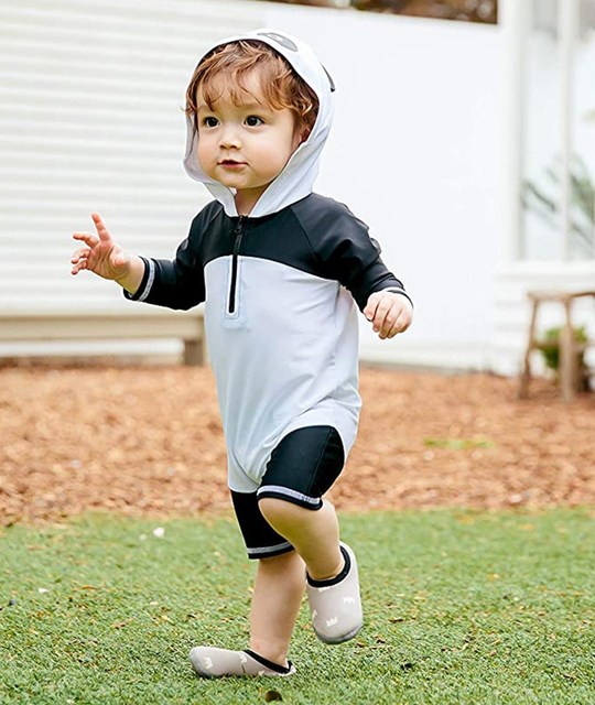 Children's baby boy one-piece quick-drying swimsuit long sleeve sun protection cute black penguin girl surfing casual swimming