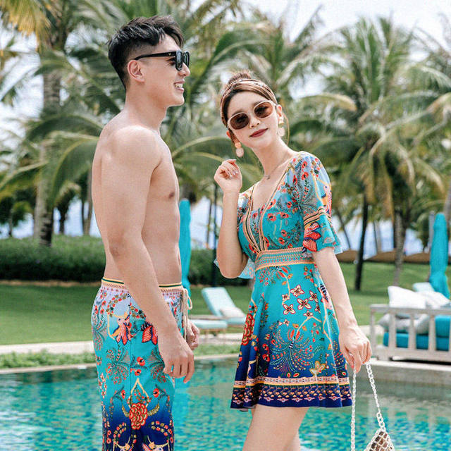 Women's 2023 new couple sexy beach dress style conservative belly-covering slim men's hot spring beach swimming