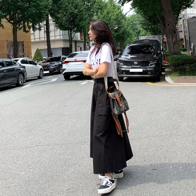 2025 summer new large-size skirt workwear multi-pocket a-line skirt mid-length high-waisted slim big hem skirt