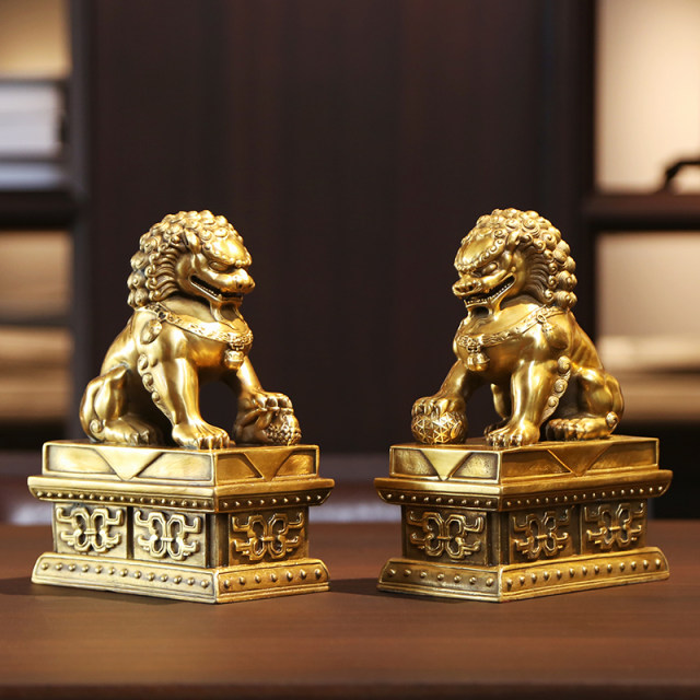 Benbald Palace Men Lion Swing A pair of Chinese Home Furnishing Porch Cabinet Place Living Room Office Decoration Gifts