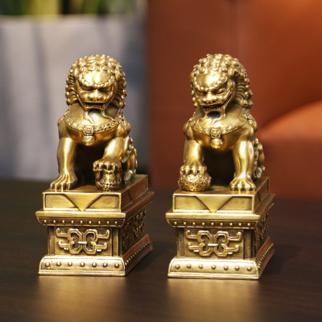 Benbald Palace Men Lion Swing A pair of Chinese Home Furnishing Porch Cabinet Place Living Room Office Decoration Gifts