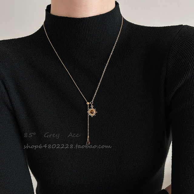 Tiger eye stone sunflower pendant necklace for women Maillard retro temperament sweater chain light luxury high-end neck chain