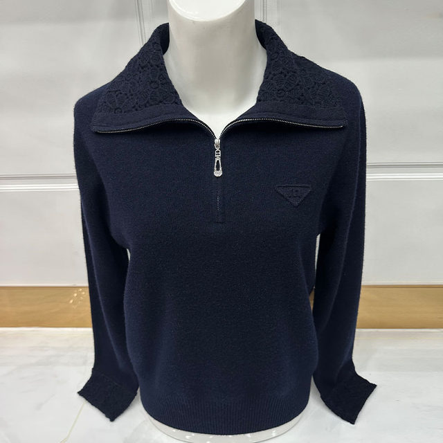 This year's popular mom tops, middle-aged and elderly fashion women's knitted sweaters, lapel sweaters, bottoming pure woolen sweaters
