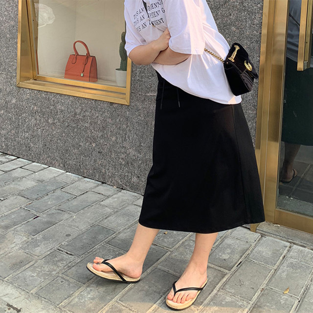 2021 summer new large-size hidden meat solid color skirt 200Jin [Jin equals 0.5 kg] Fat sister loose and slim elastic strap skirt