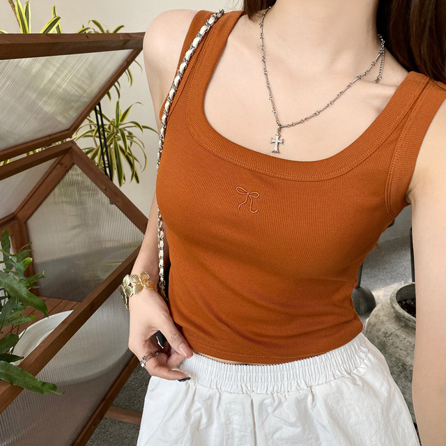 White and gray small camisole without breast pads for women, autumn new style, wide shouldered boxer bottoming, large size top to cover the side breasts