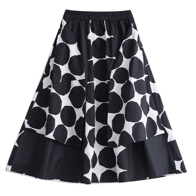 Discounted summer new loose dark solid color large polka dots personalized matching piece splicing casual versatile skirt umbrella skirt