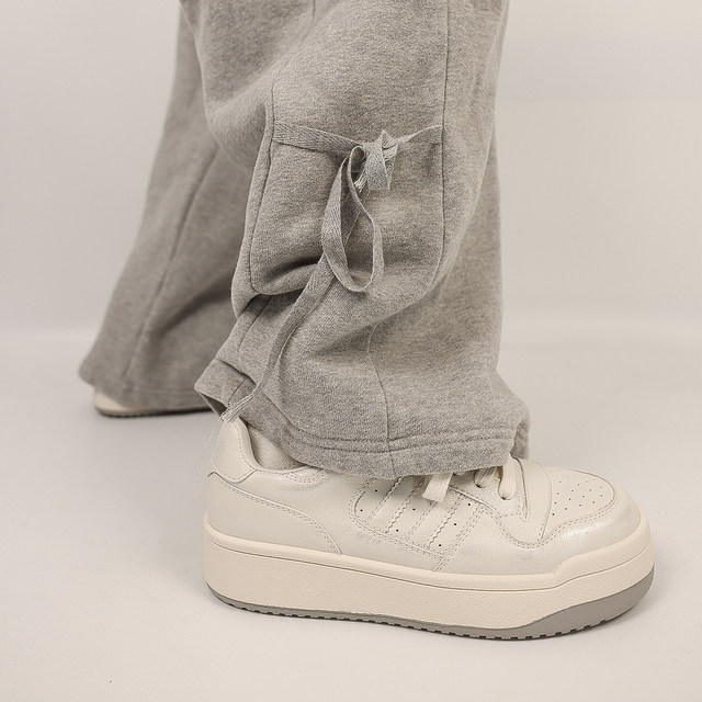 Ran Yan 2025 autumn and winter new thick-soled retro round-toe sneakers for women with velvet, versatile and comfortable sports and casual shoes