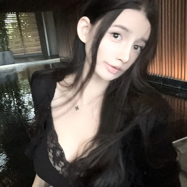 MISS CHANGE Cut Men's Lace Switching Stranging BRA/Comes with chest pad 2024