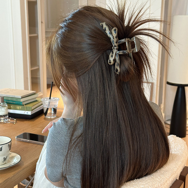 Korean leopard print bow scratch clip for women with high-end half-tied hair shark clip for extra large hair clip temperament headdress hair card