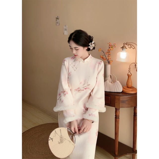 Luoying New Chinese Lotus Elegant Large Size Fat mm Plus Velvet Thickening Temperament New Chinese Cheongsam Skirt