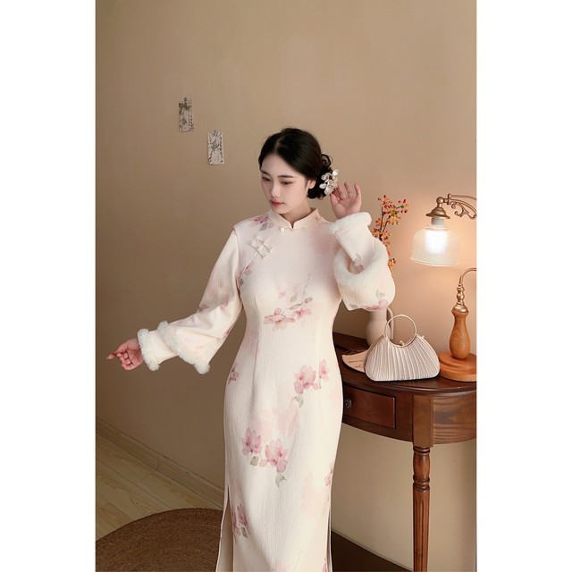 Luoying New Chinese Lotus Elegant Large Size Fat mm Plus Velvet Thickening Temperament New Chinese Cheongsam Skirt