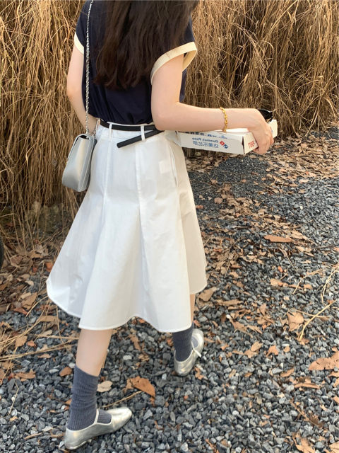 
White pleated skirt for women's summer large size Korean mid-length umbrella skirt high waist slim small person covering hips A-line skirt