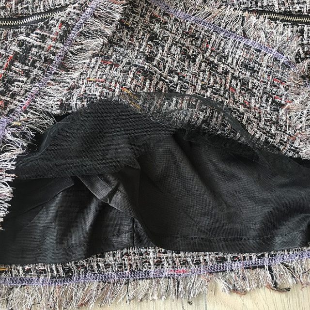 Women's clothing, zipper, multi-pocket fashion, versatile short skirt, fur edge, hip-covered skirt, women's spring and autumn skirt trendy