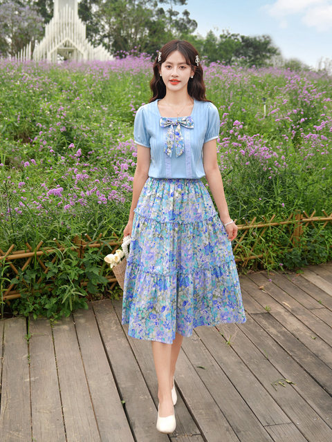 
ATAR2025 summer new skirt mid-length floral slim mid-length skirt pleated A-line women's short skirt