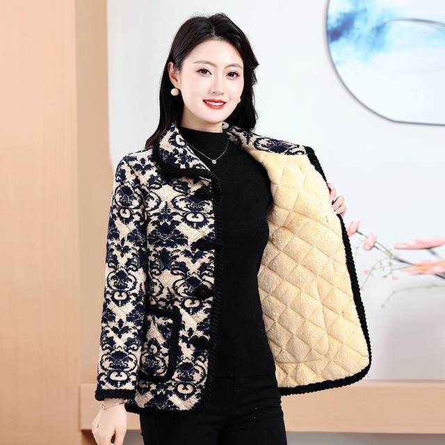 New style of middle-aged and elderly women's clothing plus velvet thickened cotton coat autumn and winter mother's clothing warm cotton jacket short small