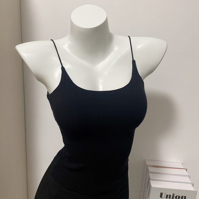 2021 new pure desire wind white suspender vest female Xiawai waiwai hot girl tube top chest pad sports short top