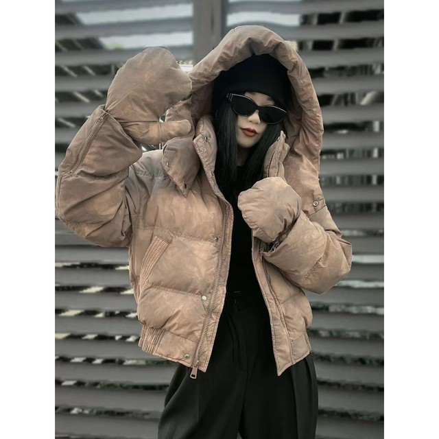 2024 new winter fashion brand tie-dye down jacket for women short hooded personalized gloves thickened white duck down jacket