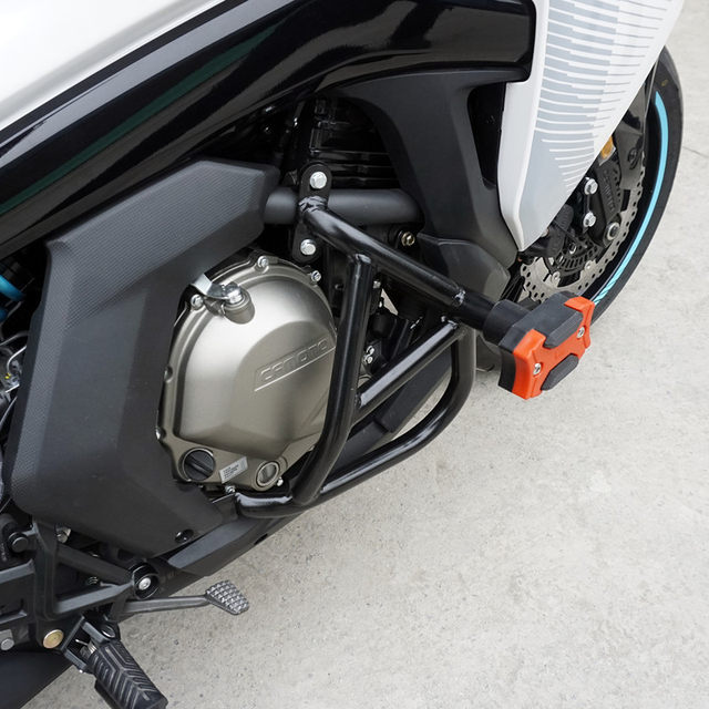 Applicable to the spring breeze GT400 bumper, 650GT front guard shelter ...