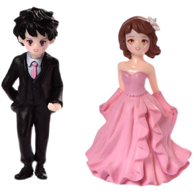 
New style of wedding proposal couple micro-landscape cake desktop decoration accessories Creative wedding dress wedding plastic ornaments