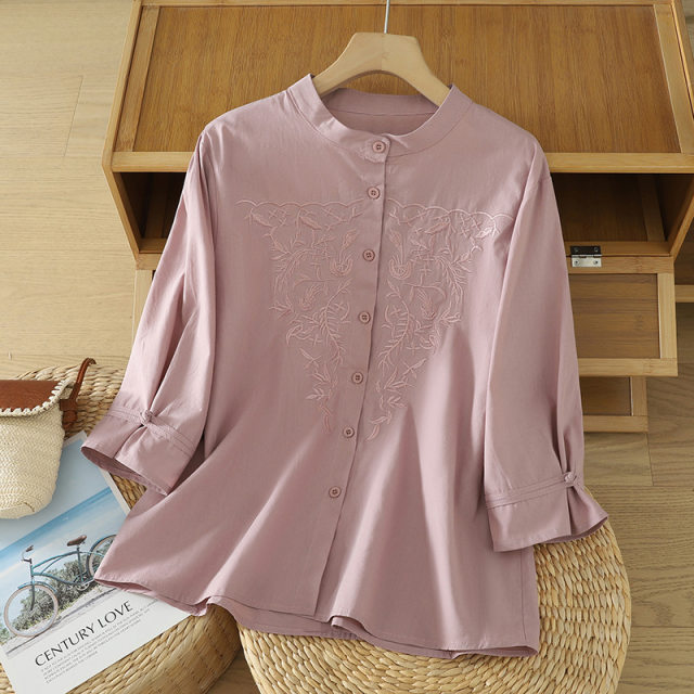 
New 2025 Chinese embroidered cotton and linen shirt for women with 7-quarter sleeves loose large-size stand-up collar shirt light blue white