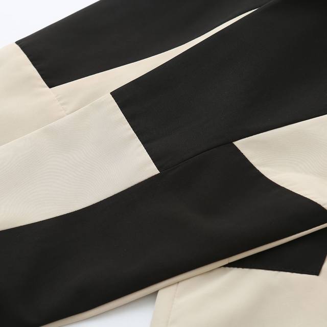 Extra large size women's clothing 200Jin [Jin equals 0.5kg] fat mm autumn and winter loose slimming color-blocked jacket casual hooded cardigan jacket trendy