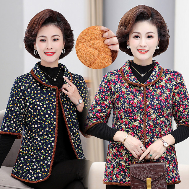 Middle-aged and elderly women's clothing, three-quarter sleeves, velvet and thickened cotton coats, old ladies' lapels, half-sleeved cotton coats, mother's winter clothes