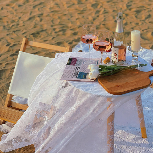 ins photo props ornaments retro English newspaper fashion card internet celebrity decoration food photography background layout
