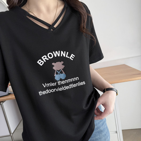 Short-sleeved large-size women's fat mm summer 2025 new T-shirt fashionable cross v-neck cartoon printed slim half-sleeved top