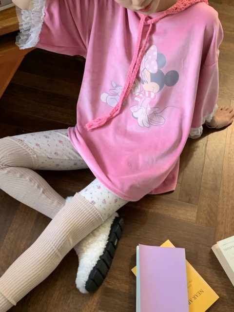 Now Korean authentic purchasing agent for women 2025 spring new fashion cartoon Mickey age-reducing lace lace 7-point short sleeves