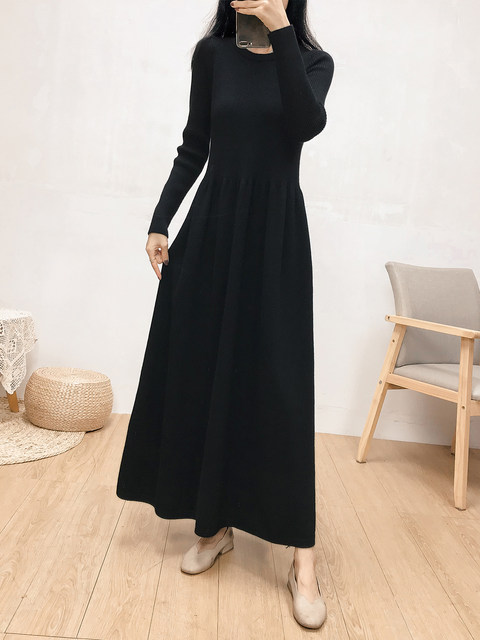 Plus size women's long sweater dress fat mm autumn and winter temperament bottoming extra long black inner knitted long skirt