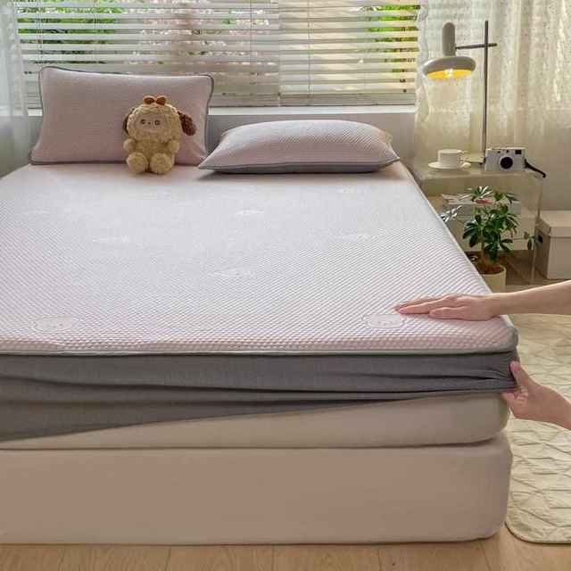 
Category A maternal and infant grade ice bean mat three-piece set ice silk mat foldable washable fitted sheet double bed air-conditioned mat