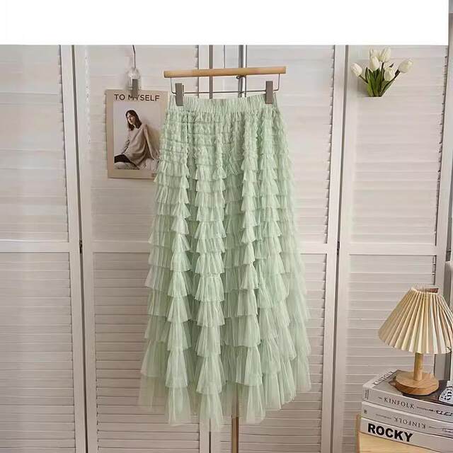 2025 spring and summer cake splicing pink high waist half body solid color cake skirt loose long skirt temperament commuter skirt
