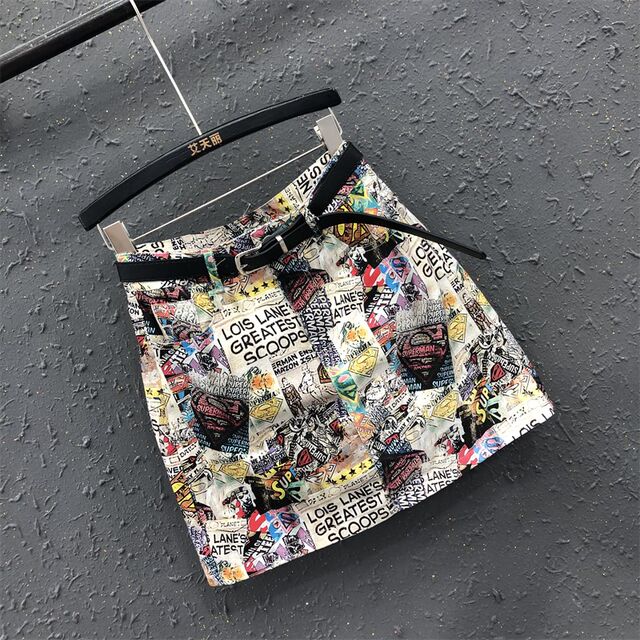 
2025 summer new Hong Kong style retro printed high-waist denim skirt for women casual and versatile A-line hip short skirt