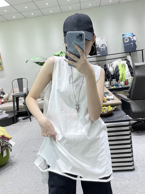 Autumn loose cotton medium -long long -sleeved white sleeveless T -shirt women large size round neck black and white striped vest vest