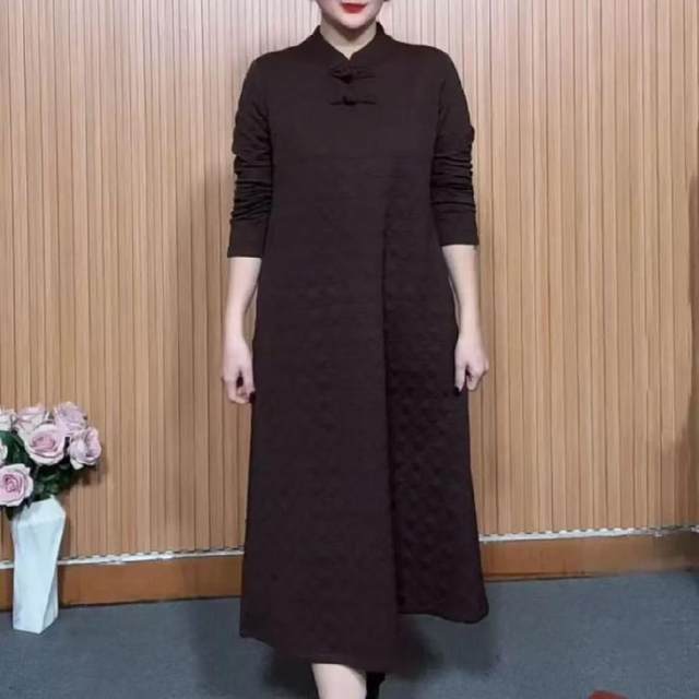 Winter quilted thickening and warm new Chinese style disc buckle solid color dress fashionable and versatile mother's wear autumn and winter bottoming skirt